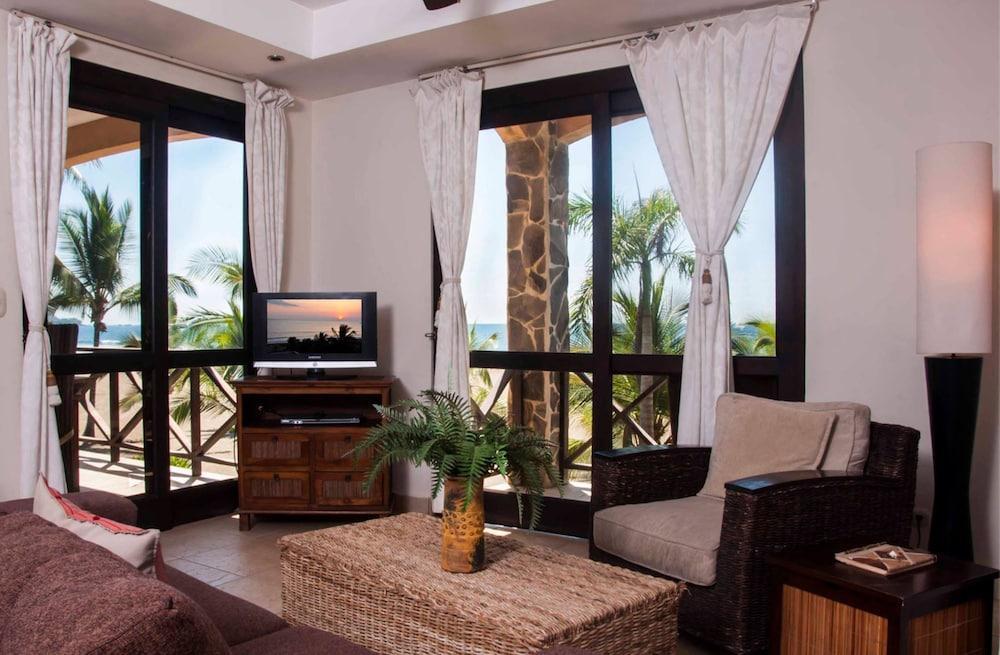 Bahia Encantada Beach Front Proyect, Jaco Paradise Zewnętrze zdjęcie
